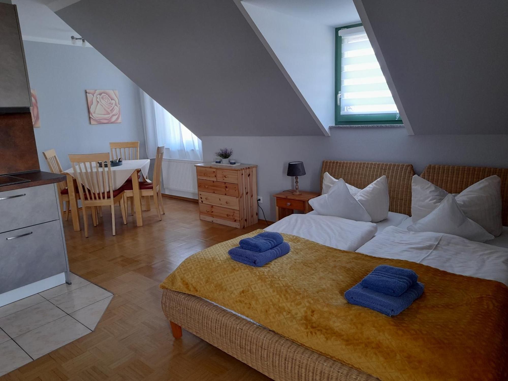 Burghof Ferienwohnungen Goerlitz Ngoại thất bức ảnh