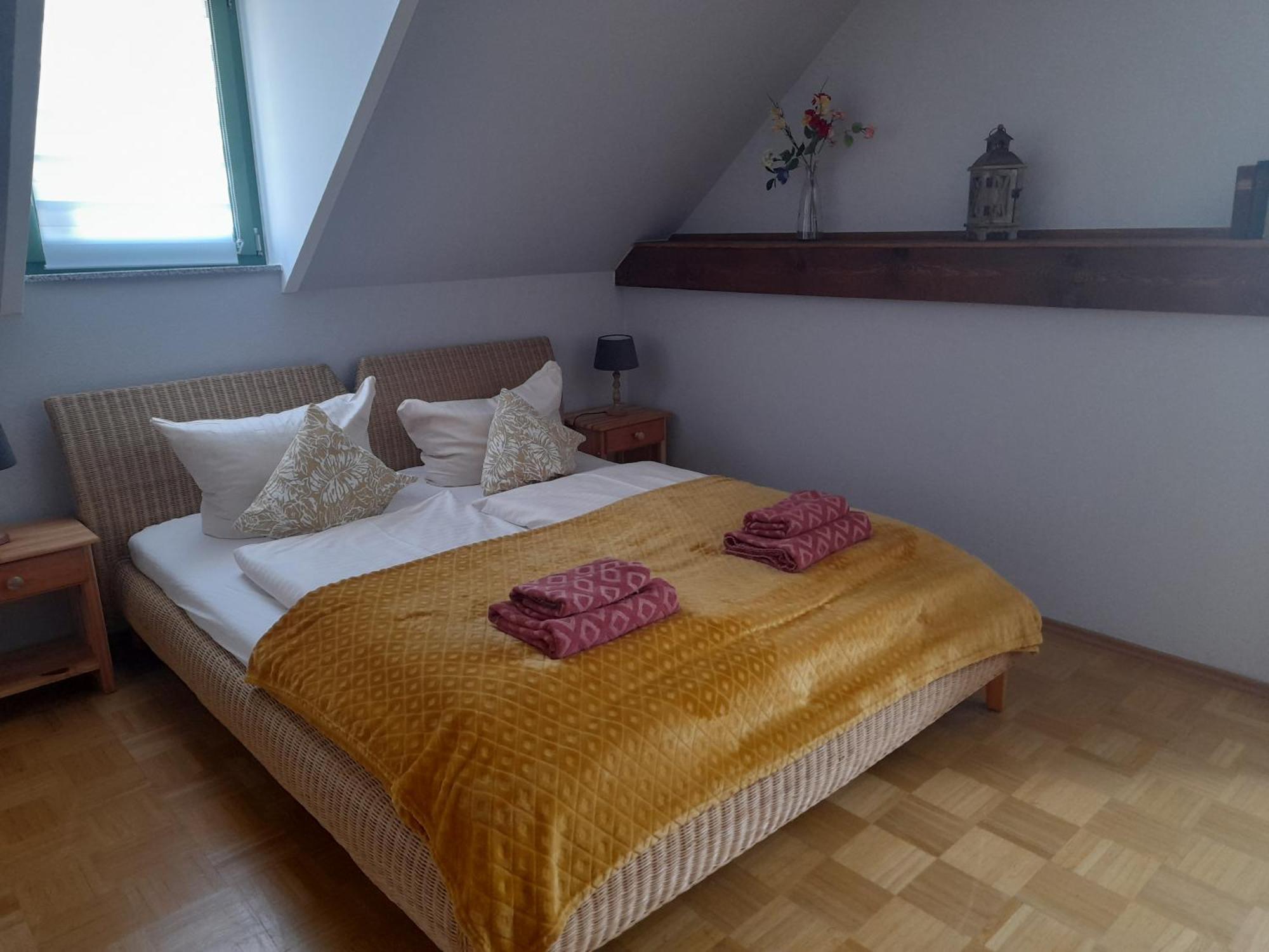 Burghof Ferienwohnungen Goerlitz Ngoại thất bức ảnh