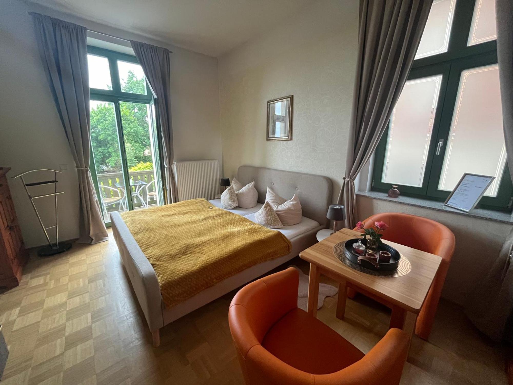 Burghof Ferienwohnungen Goerlitz Ngoại thất bức ảnh